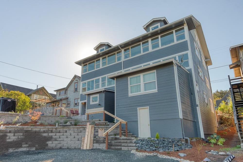 #Stayinmydistrict Heritage House Apt Coos Bay Exteriör bild
