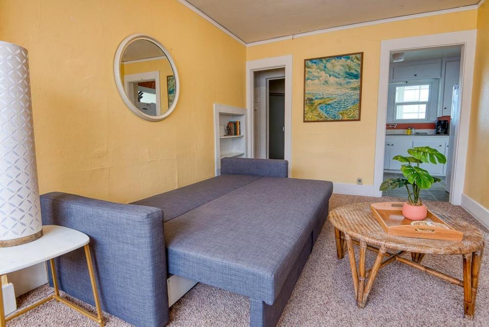 #Stayinmydistrict Heritage House Apt Coos Bay Exteriör bild